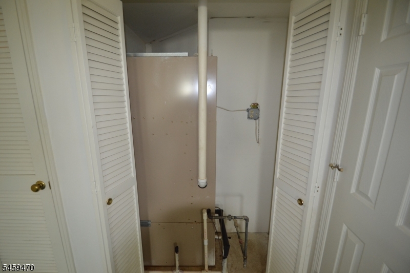4 Collura Ln Property Photo 30