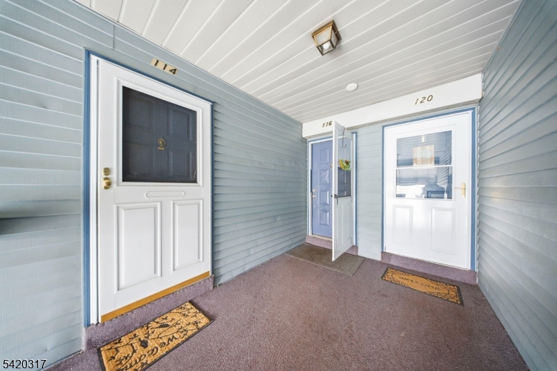114 Henley Dr 114 Property Photo 2
