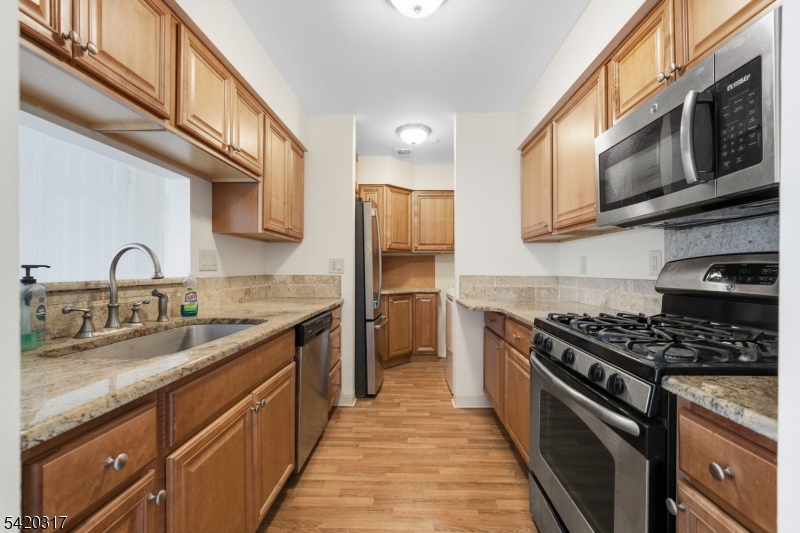 114 Henley Dr 114 Property Photo 4