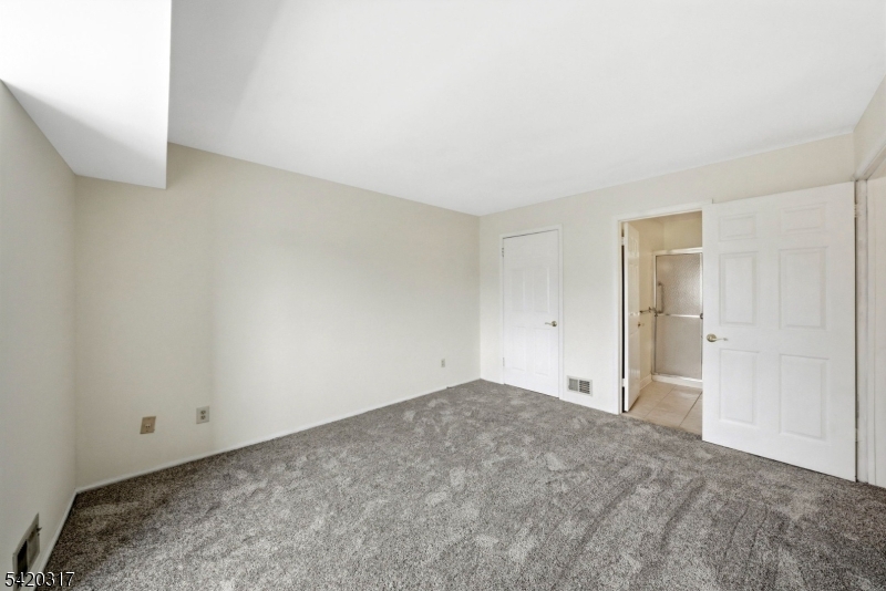 114 Henley Dr 114 Property Photo 15