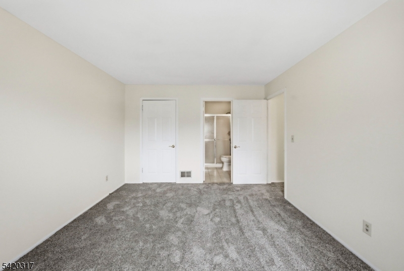 114 Henley Dr 114 Property Photo 16