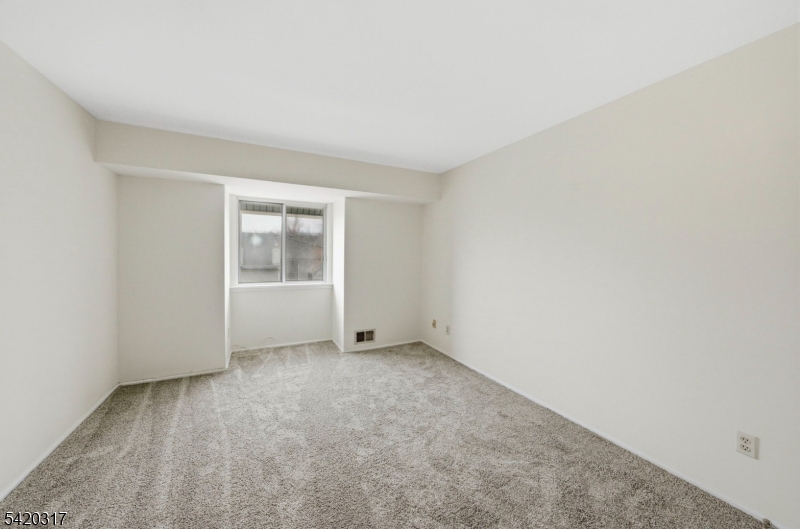 114 Henley Dr 114 Property Photo 17