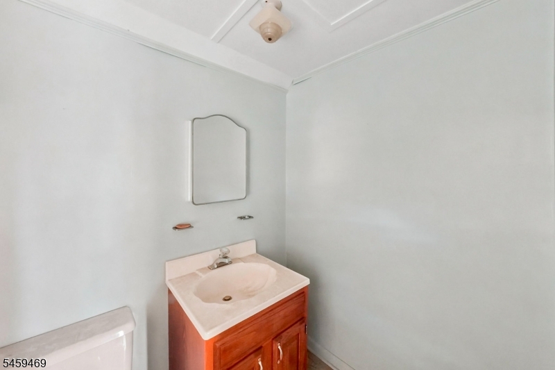 109 W Hanover Ave Property Photo 8