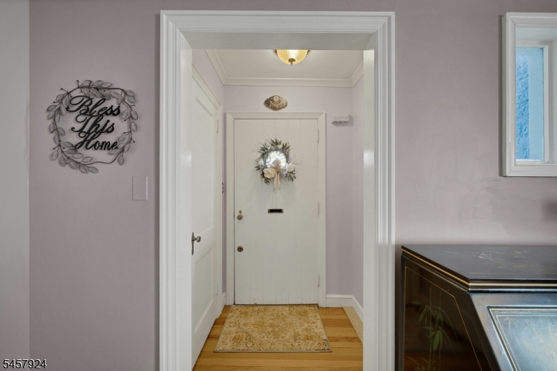 65 Fairmount Ave Property Photo 4