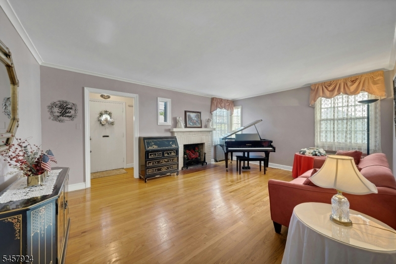 65 Fairmount Ave Property Photo 6