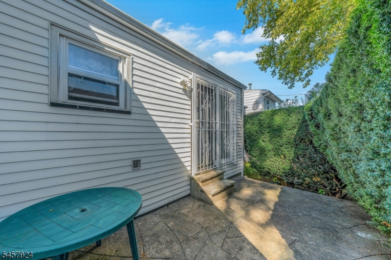 65 Fairmount Ave Property Photo 30