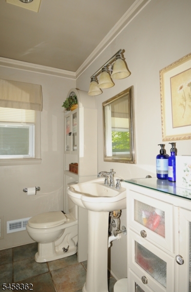 389 Meisel Ave Property Photo 16