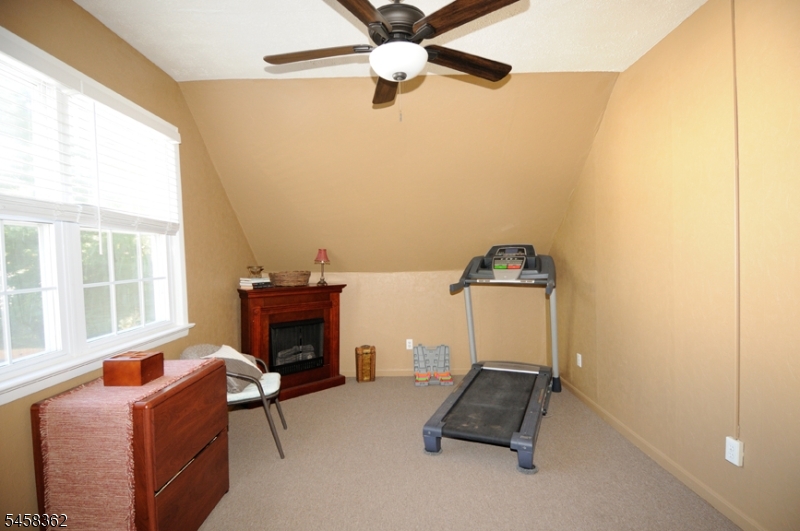 389 Meisel Ave Property Photo 26
