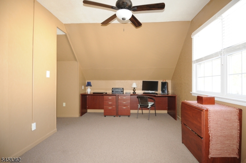 389 Meisel Ave Property Photo 27