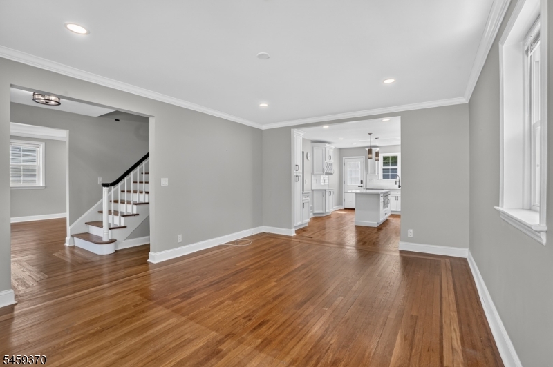 251 Hillside Ave Property Photo 6
