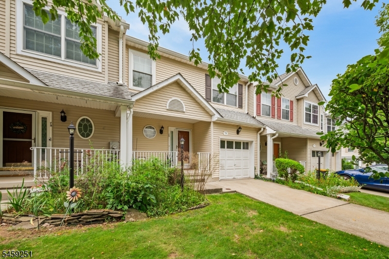 75 Castleton Rd Property Photo 2