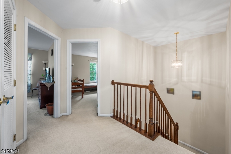 75 Castleton Rd Property Photo 14