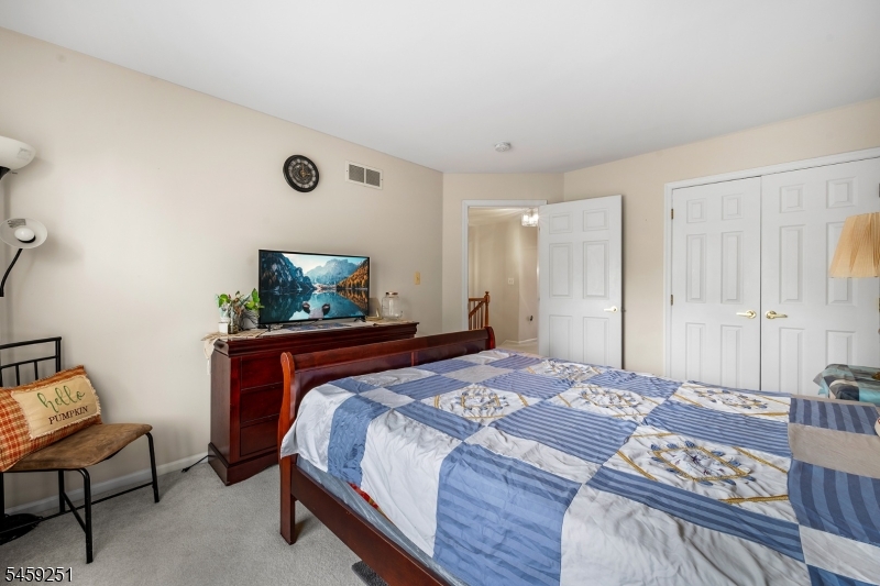 75 Castleton Rd Property Photo 18