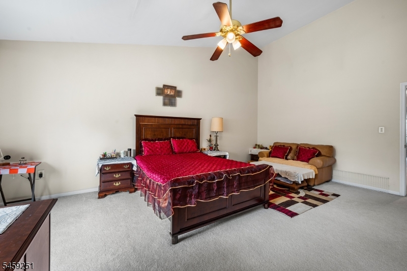 75 Castleton Rd Property Photo 22