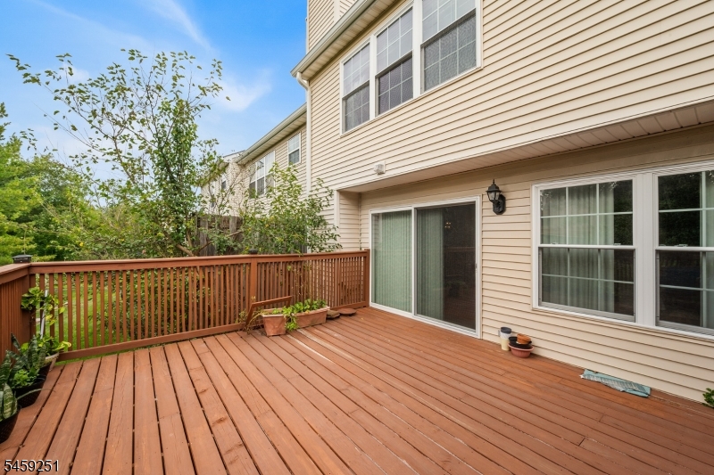 75 Castleton Rd Property Photo 31
