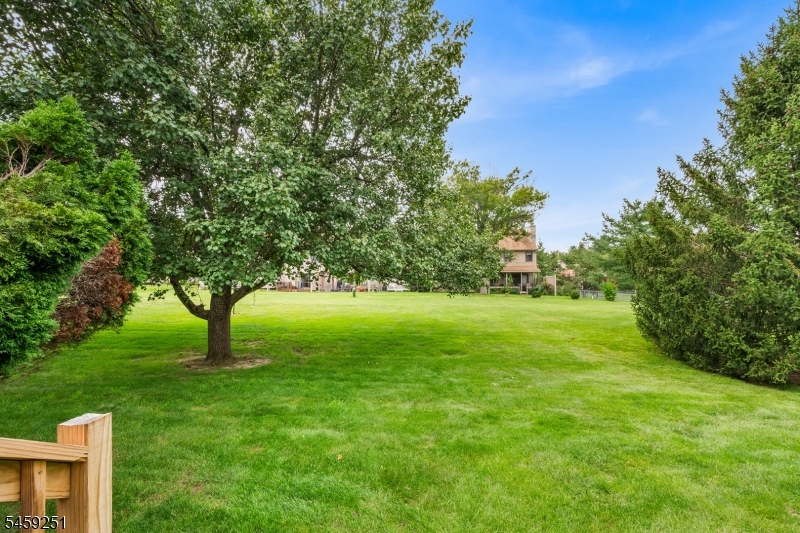 75 Castleton Rd Property Photo 34