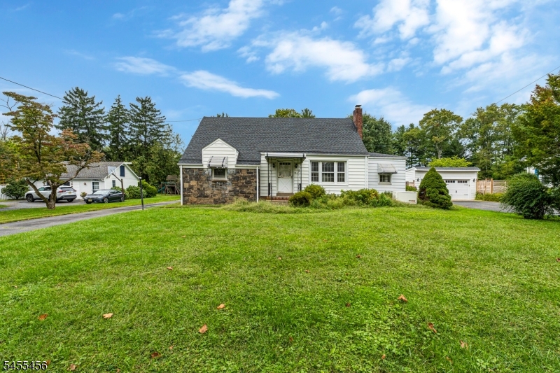 81 Hopewell Pennington Rd Property Photo 11
