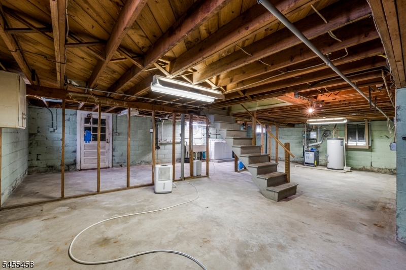 81 Hopewell Pennington Rd Property Photo 16