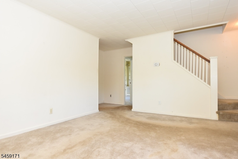 12 Woodside Ave Property Photo 6