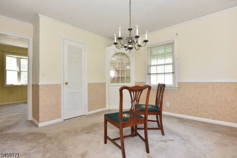 12 Woodside Ave Property Photo 12
