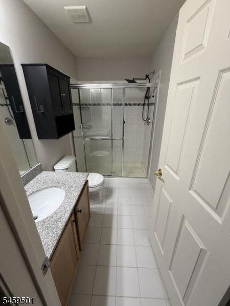 100 Conover Ter 100 Property Photo 3