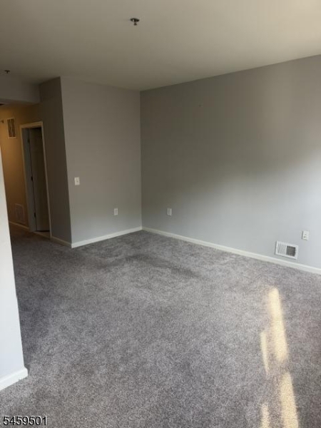 100 Conover Ter 100 Property Photo 10