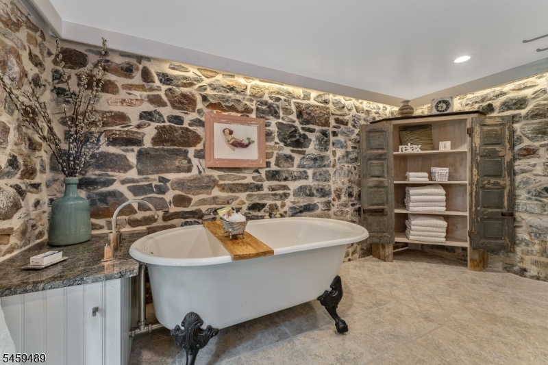 152 Route 627 Property Photo 4
