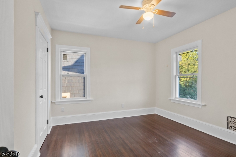 190 Watchung Ave Property Photo 9