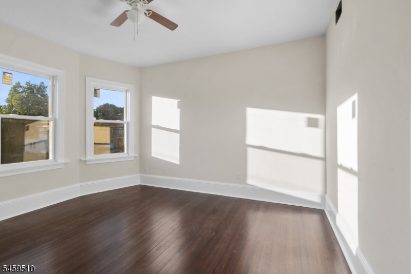 190 Watchung Ave Property Photo 10