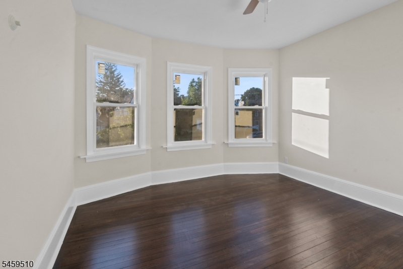 190 Watchung Ave Property Photo 11