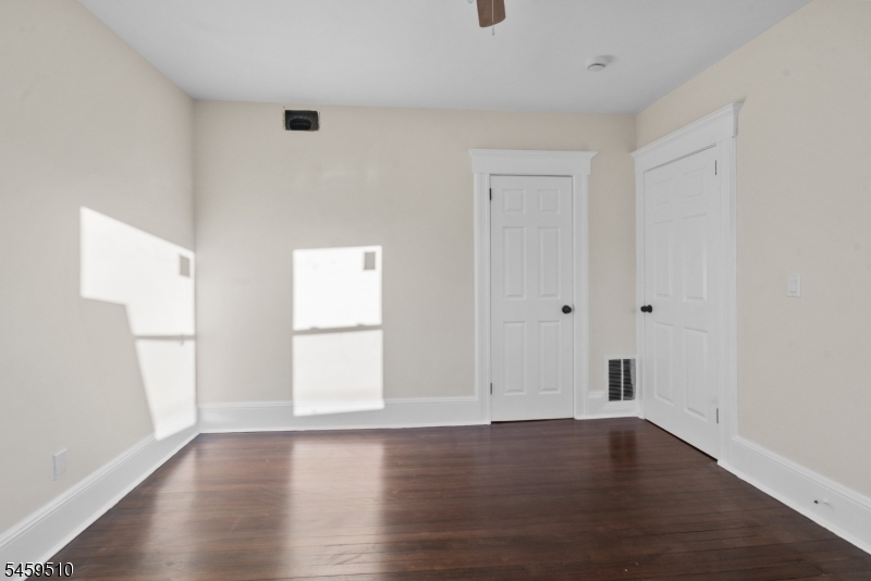 190 Watchung Ave Property Photo 12