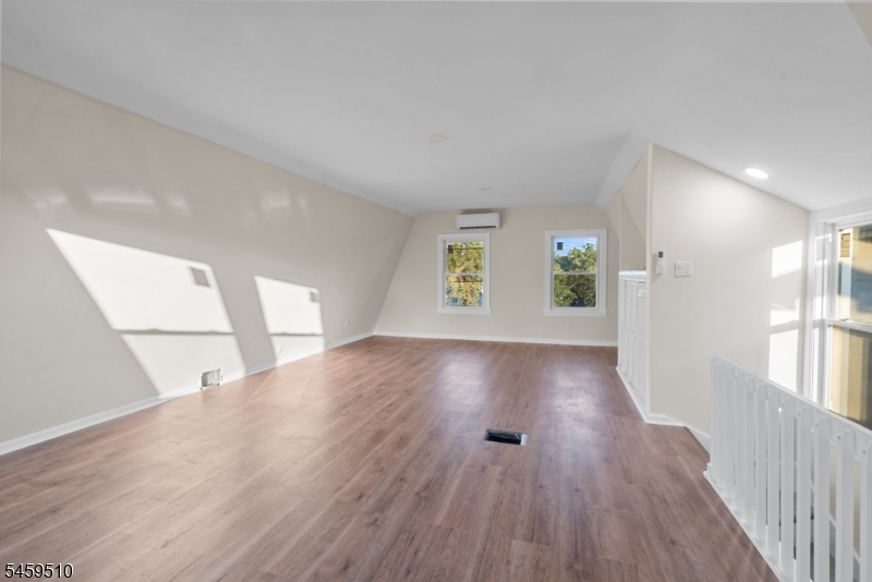 190 Watchung Ave Property Photo 18