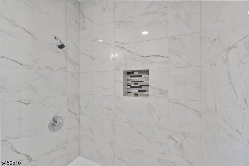 190 Watchung Ave Property Photo 21