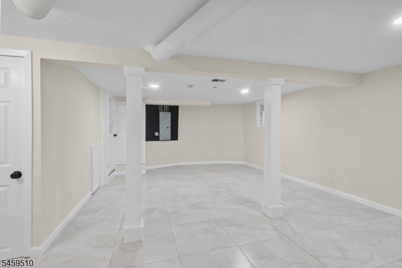 190 Watchung Ave Property Photo 24