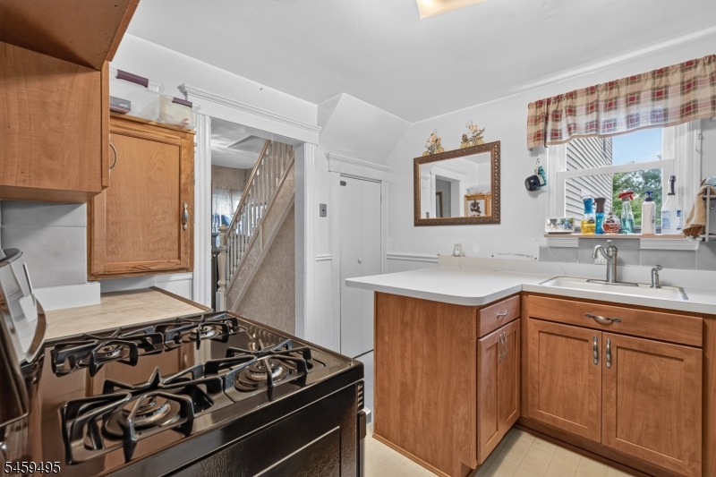 20 Verdon St Property Photo 7