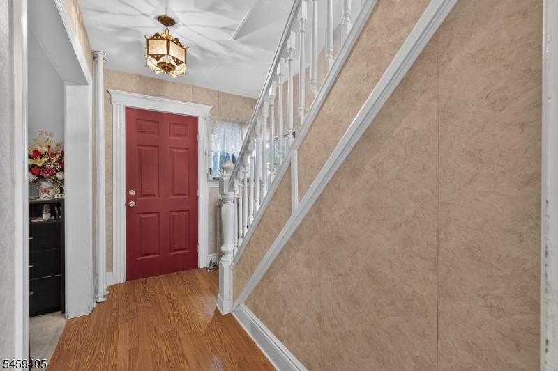 20 Verdon St Property Photo 10