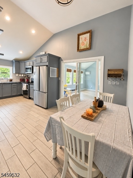 18 Foundry Rd Property Photo 6