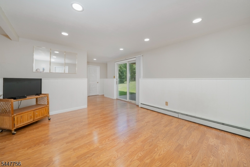 51 Hilltop Ave Property Photo 23