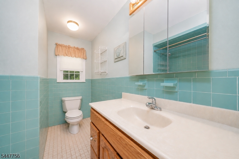 51 Hilltop Ave Property Photo 35