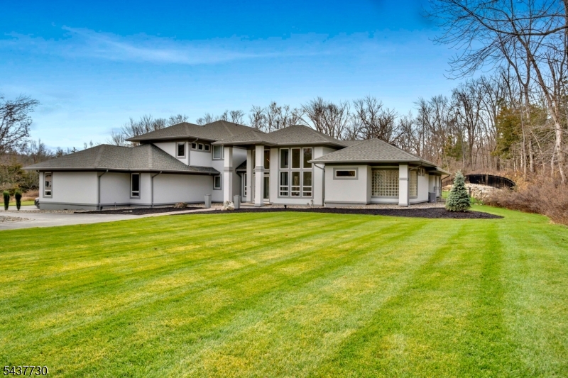 46 Benham Way Property Photo 1