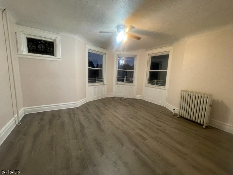 43 Mapes Ave 2L Property Photo 1