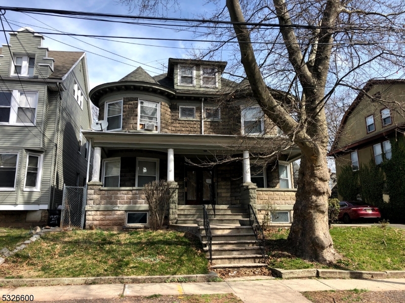 43 Mapes Ave 2l Property Photo 7