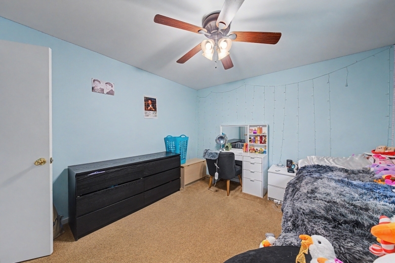 451 W Brook Rd Property Photo 16