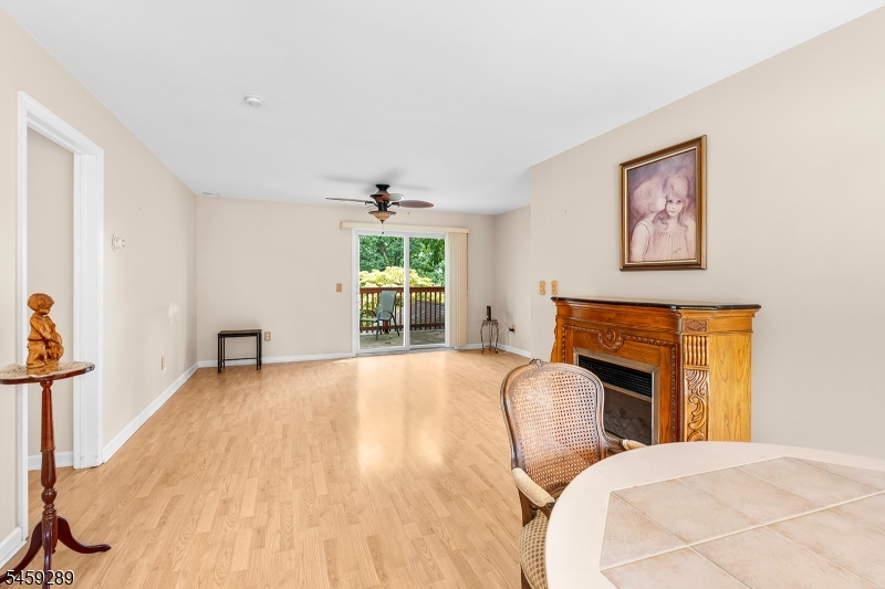 498 Morris Ave Property Photo 13