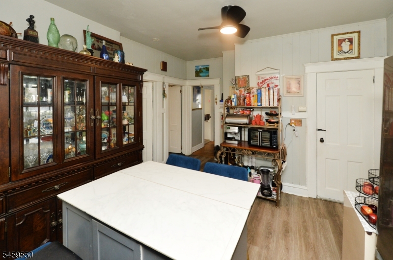 18 Parker Ave Property Photo 8