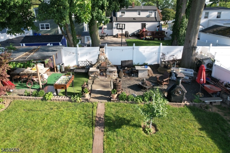 18 Parker Ave Property Photo 24
