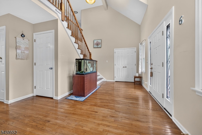 6 Chaucer Dr Property Photo 19