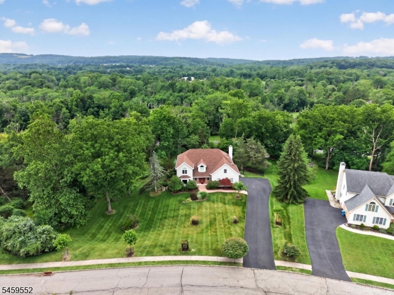6 Chaucer Dr Property Photo 46