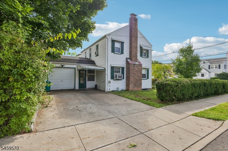 42 Fairmount Ave Property Photo 3