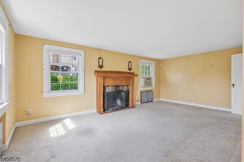42 Fairmount Ave Property Photo 6